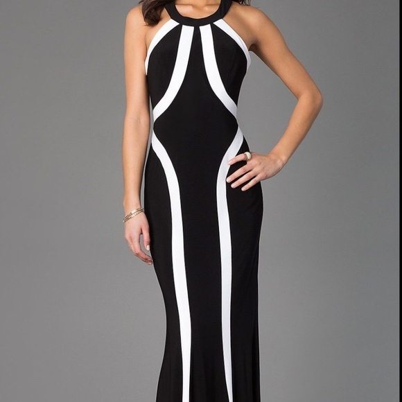 Faviana 7573 Black and Nude Formal Prom Homecoming Wedding Dress size 8 - Picture 7 of 8